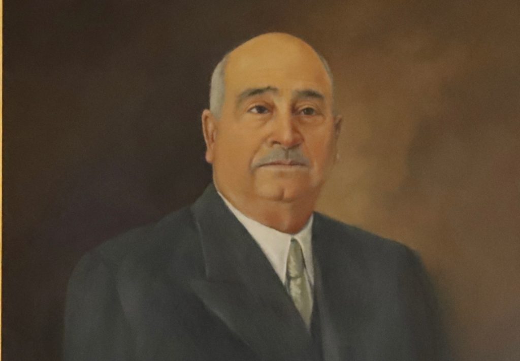 Câmara inaugura monumento de homenagem ao Comendador Joaquim de Sousa Oliveira