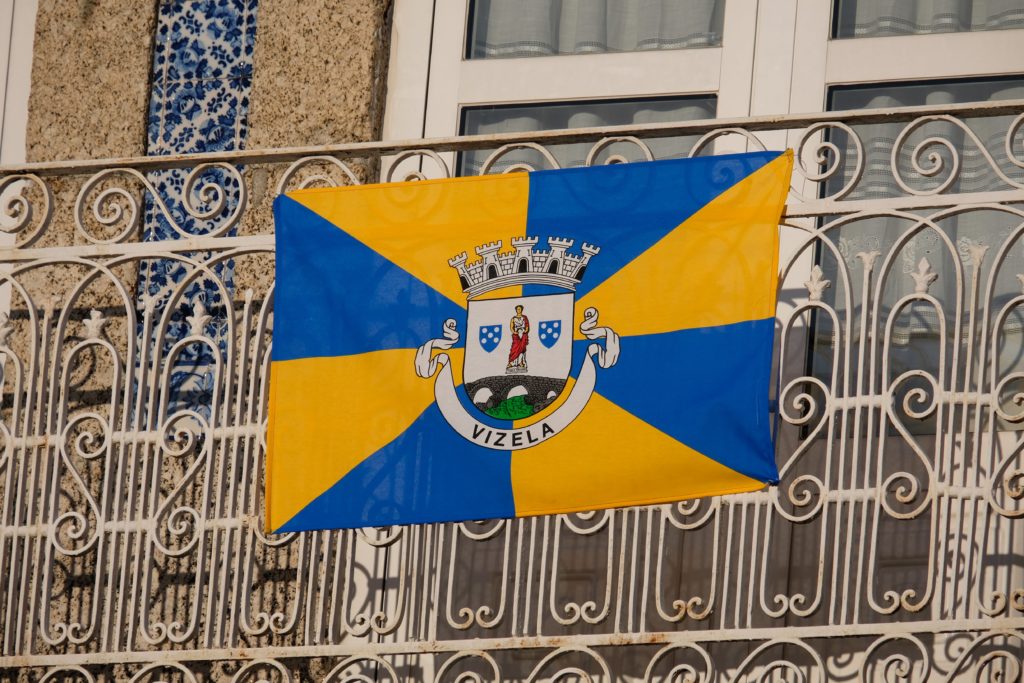 Câmara apela aos vizelenses que coloquem as bandeiras nas varandas